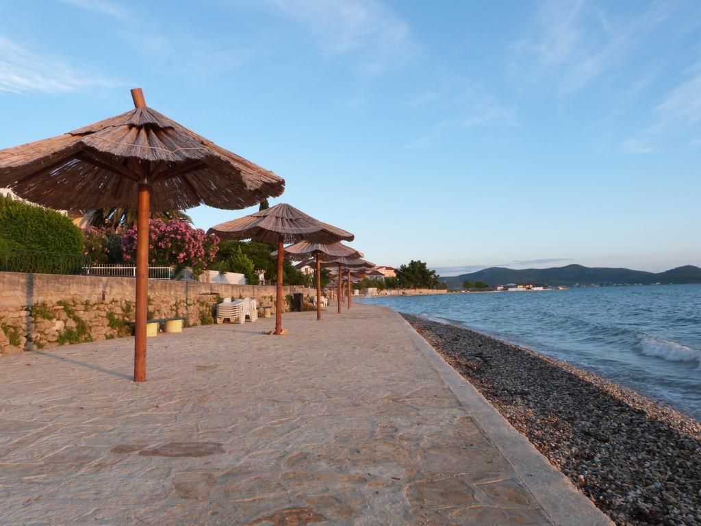 Apartments Eva Сукошан Экстерьер фото