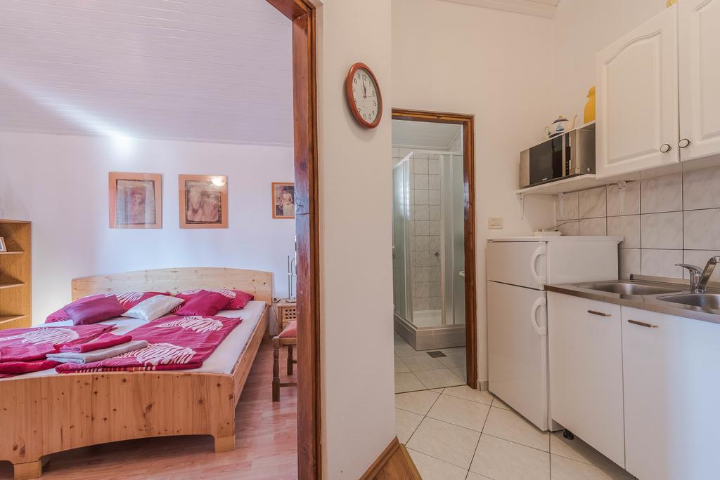 Apartments Eva Сукошан Экстерьер фото